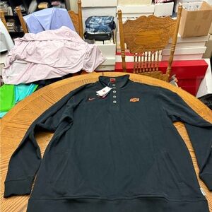 New with Tags Nike Oklahoma State Cowboy Black Team Pullover with Orange Accent